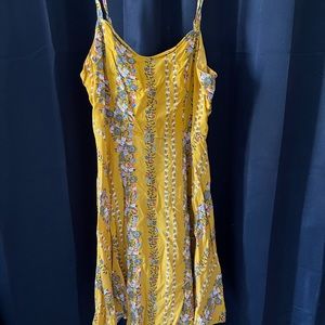 Old navy yellow summer dress
